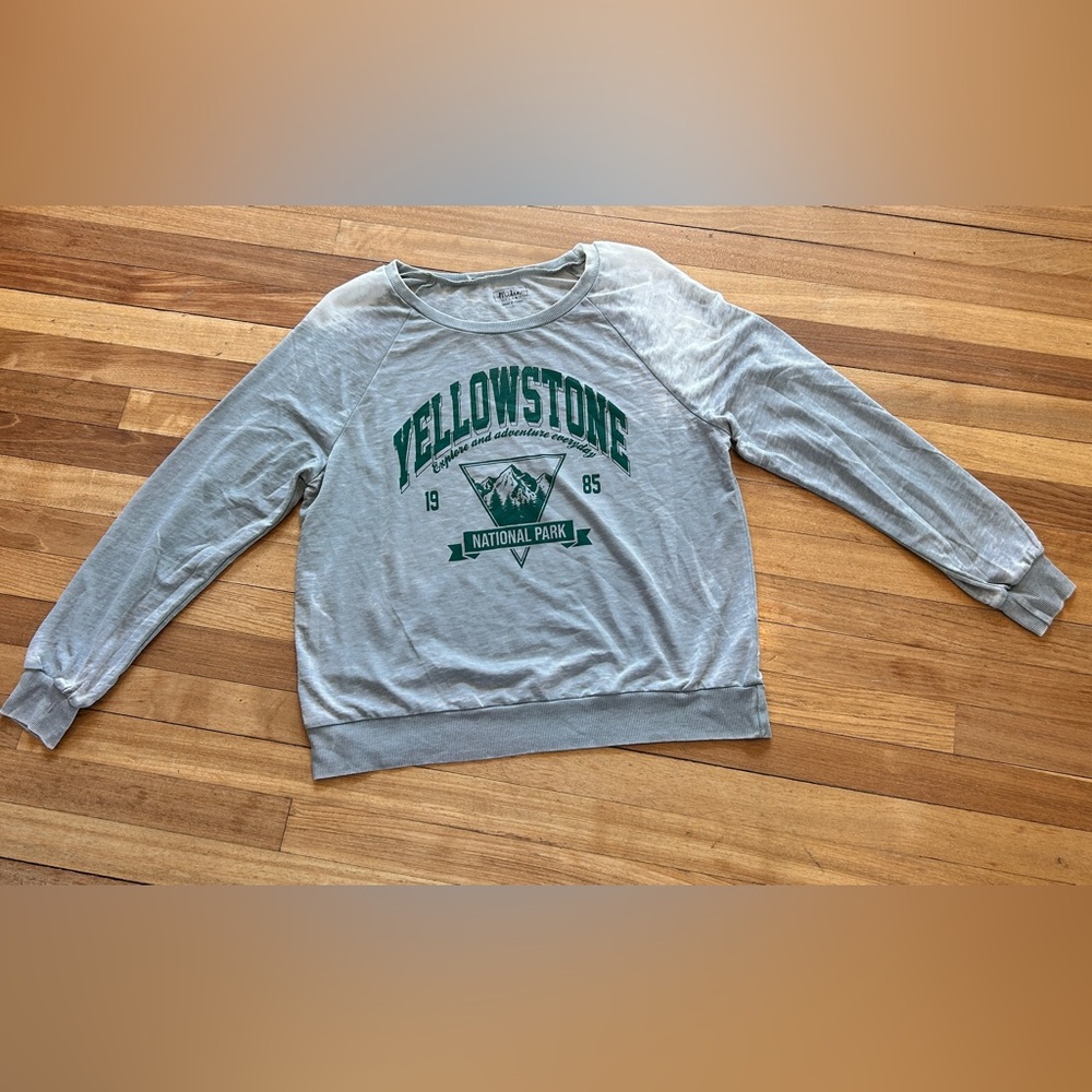 MIKEN FLOW CHINOIS GREEN YELLOWSTONE FLEECE WOMEN LARGE NWOT M3-3.50